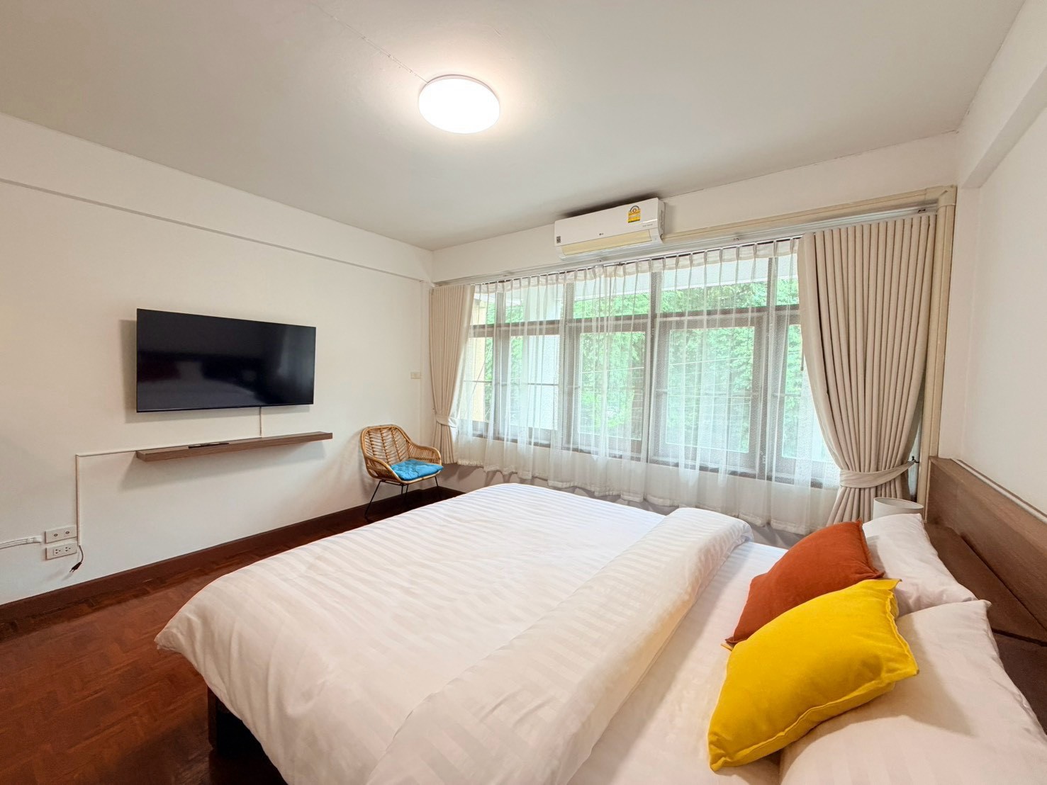 ห้องมาตรฐานเตียงใหญ่ - Sabai House Hotel