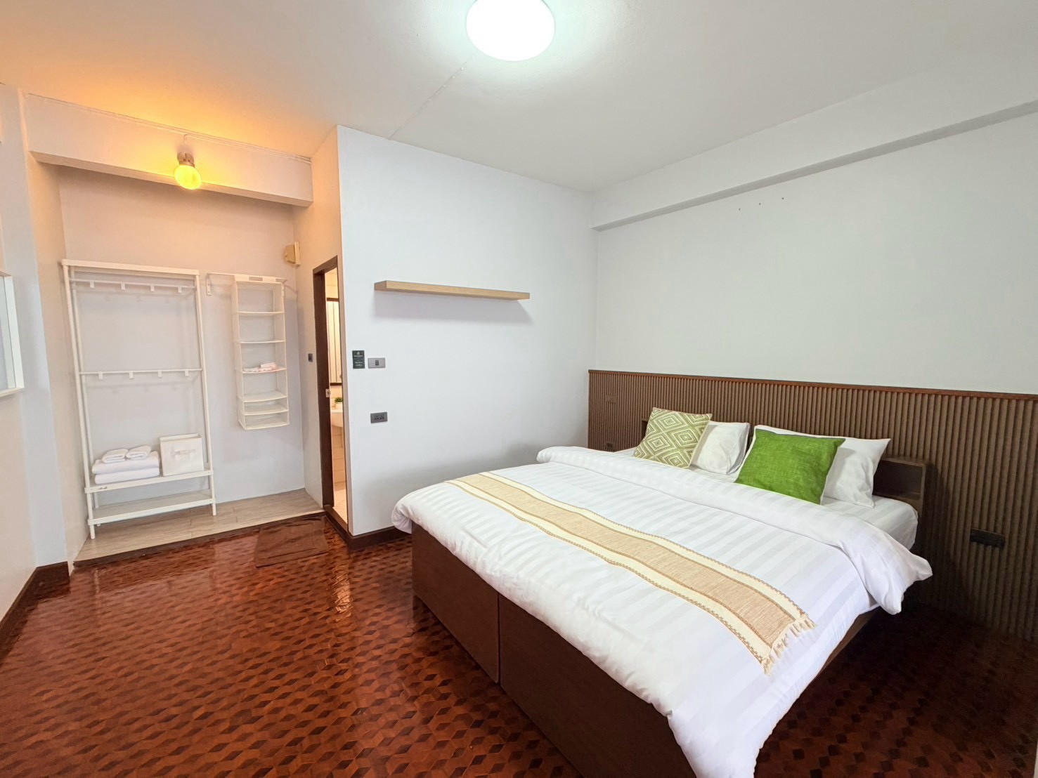 Suite with Mountain View